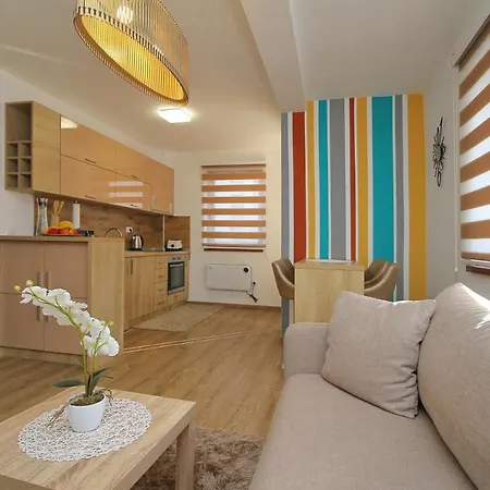 Apartman Lazzaro Apartment